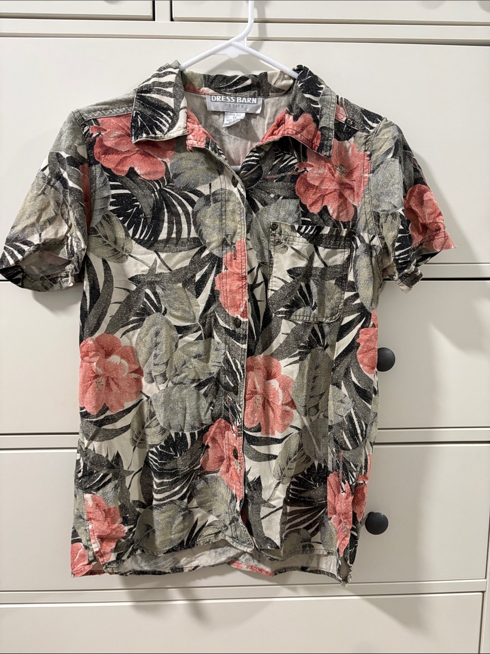 Dress Barn Men’s Coral Floral Short-Sleeve Button-Up Shirt